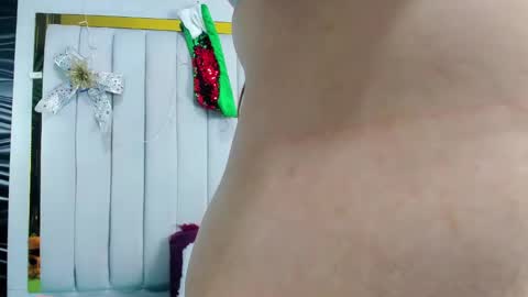 Dreams Couple online show from 17, 12, 2024