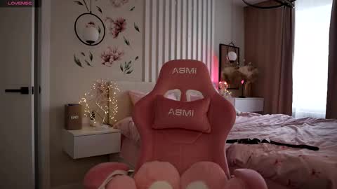 Just call me Kitty online show from 7, 3, 2026