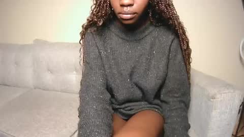 Snapshot of mia_bellie2 chatting on 18, 5, 2026 mia_bellie2 online show from 18, 5, 2026