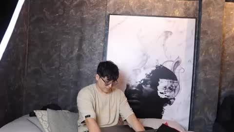 Belmont and Mia online show from 11, 4, 2026