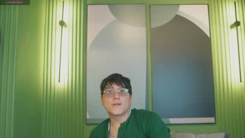 Belmont and Mia online show from 23, 4, 2026