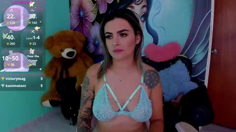 Snapshot of mia_bigtits_17 chatting on 20, 5, 2026 Mia online show from 20, 5, 2026