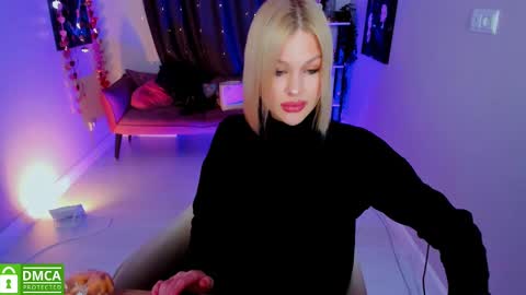 Mia online show from 7, 2, 2025