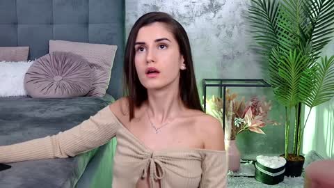 Freya Allen online show from 11, 12, 2024