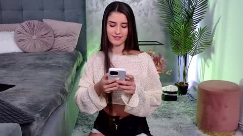 Freya Allen online show from 12, 1, 2025