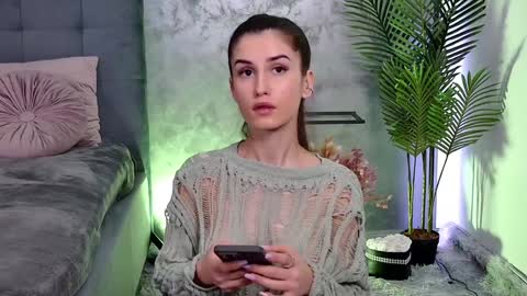 Freya Allen online show from 6, 2, 2025