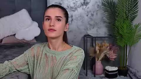 Freya Allen online show from 19, 10, 2025