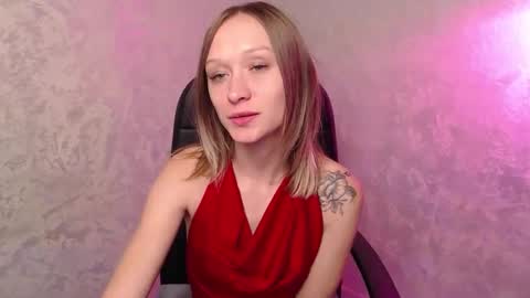 Snapshot of mia_cuteu chatting on 16, 9, 2025 Mia online show from 16, 9, 2025