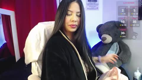 Mia online show from 3, 11, 2025