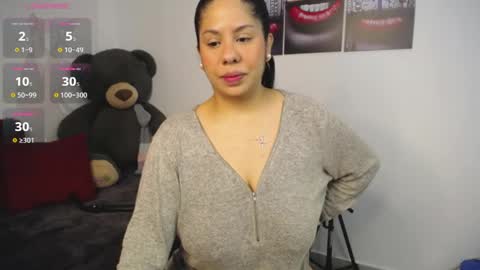 Snapshot of mia_downson chatting on 25, 5, 2026 Mia online show from 25, 5, 2026