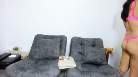 Snapshot of mia_eduard69 chatting on 1, 4, 2026 mia_eduard69 online show from 1, 4, 2026