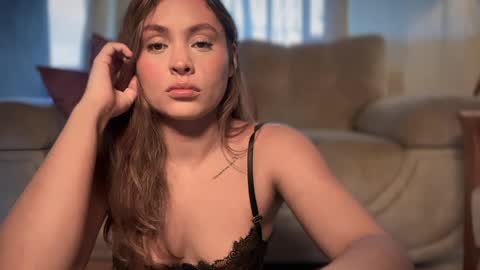 mia_ferrer777 online show from 27, 5, 2026
