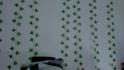 MIA online show from 9, 4, 2026