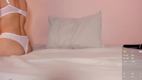  I am Mia  online show from 12, 3, 2026