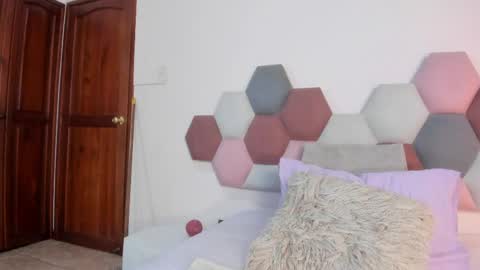 Mia online show from 20, 3, 2026