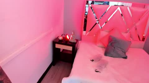 Snapshot of mia_jagger chatting on 27, 6, 2026 Val online show from 27, 6, 2026