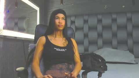 mia_kleim1 online show from 2, 2, 2026