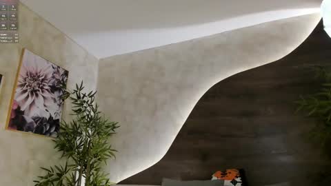 Snapshot of mia_lacy chatting on 20, 10, 2025 mia_lacy online show from 20, 10, 2025