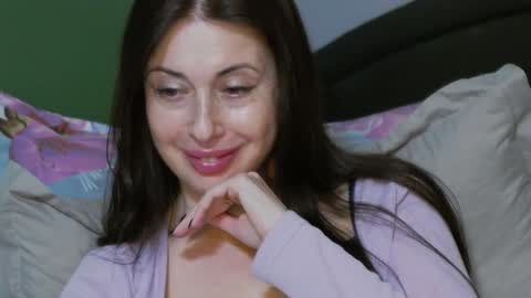 mia_lovi online show from 17, 1, 2025