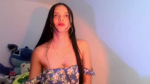 Snapshot of mia_lucy_21 chatting on 6, 4, 2026 mia lucy 21 online show from 6, 4, 2026