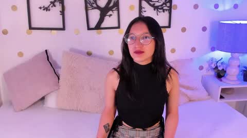 Snapshot of mia_luna0 chatting on 9, 6, 2026 Mia online show from 9, 6, 2026