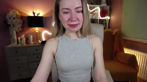 Snapshot of mia_luxx92 chatting on 4, 1, 2025 Mia online show from 4, 1, 2025