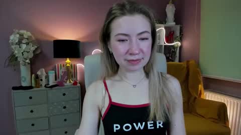 Snapshot of mia_luxx92 chatting on 27, 1, 2025 Mia online show from 27, 1, 2025