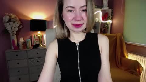 Snapshot of mia_luxx92 chatting on 9, 2, 2025 Mia online show from 9, 2, 2025