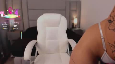    online show from 24, 10, 2025