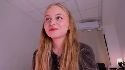 Mia here Appreciate your support online show from 16, 12, 2025