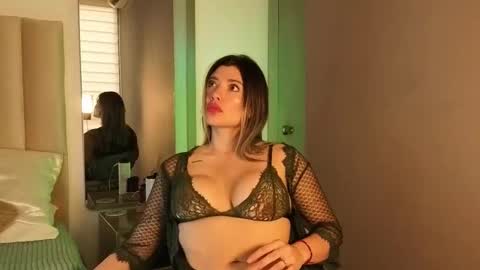 Mia Monroe online show from 10, 11, 2025