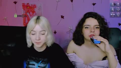 Snapshot of mia_mooon_ chatting on 18, 5, 2026 mia_mooon_ online show from 18, 5, 2026