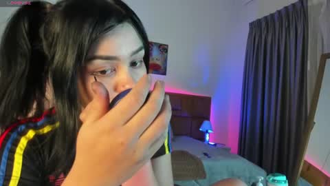 Snapshot of mia_rousseau chatting on 26, 6, 2026 MIA online show from 26, 6, 2026