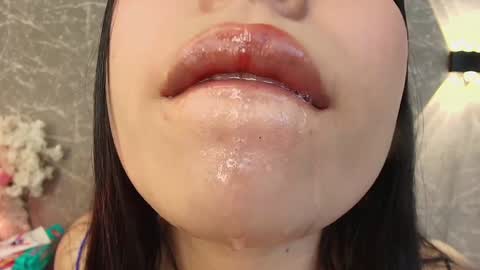 Mia Roux online show from 31, 1, 2025