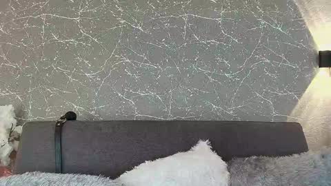 Mia Roux online show from 1, 2, 2025