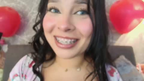 Mia Roux online show from 17, 2, 2025