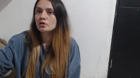 Mia Sepulveda online show from 20, 1, 2025