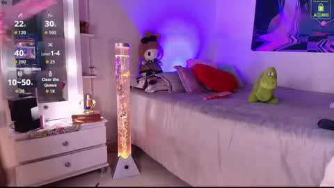 Mia  online show from 7, 3, 2026