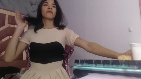 Snapshot of mia_swift_ch chatting on 23, 9, 2025 mia_swift_ch online show from 23, 9, 2025