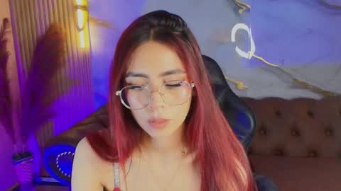 Mia online show from 27, 10, 2025