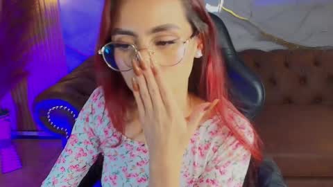 Mia online show from 5, 11, 2025