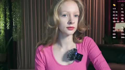 Snapshot of mia_vebes chatting on 23, 11, 2025 Mia online show from 23, 11, 2025