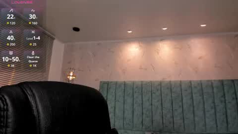 Snapshot of mia_velmont chatting on 24, 7, 2026 Miaaa online show from 24, 7, 2026