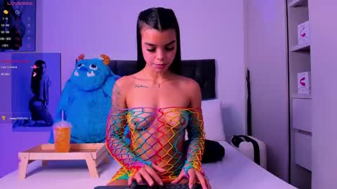    online show from 19, 12, 2024