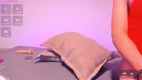 MIA INDEPENDENT MODEL  online show from 7, 3, 2026