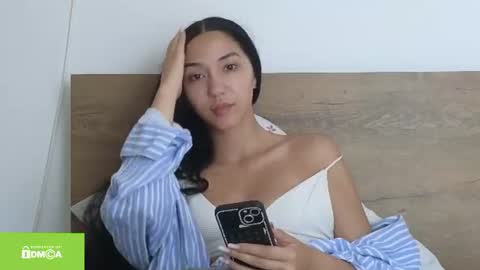 Mia Yuko online show from 5, 7, 2026