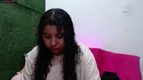 Snapshot of miaa_smiith1 chatting on 5, 11, 2025 miaa_smiith1 online show from 5, 11, 2025