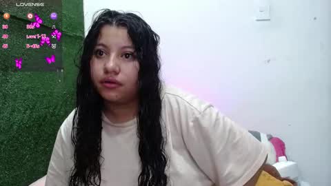 Snapshot of miaa_smiith1 chatting on 7, 11, 2025 miaa_smiith1 online show from 7, 11, 2025