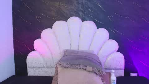 Snapshot of miaabrown__ chatting on 13, 6, 2026 Mia online show from 13, 6, 2026