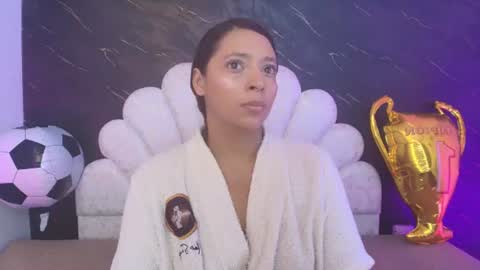 Snapshot of miaabrown__ chatting on 26, 6, 2026 Mia online show from 26, 6, 2026